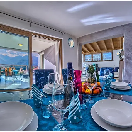 Tadi Laro Luxury Deluxe Comer Apartment *
